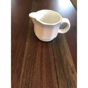 Dudson Fine China Creamer Made In England. Tea Party Bridal Shower. VINTAGE 80s